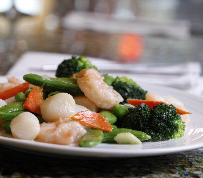 Sweet Pea Shrimp & Scallop GF 甜豆干贝下 Lin Jia Asian Kitchen